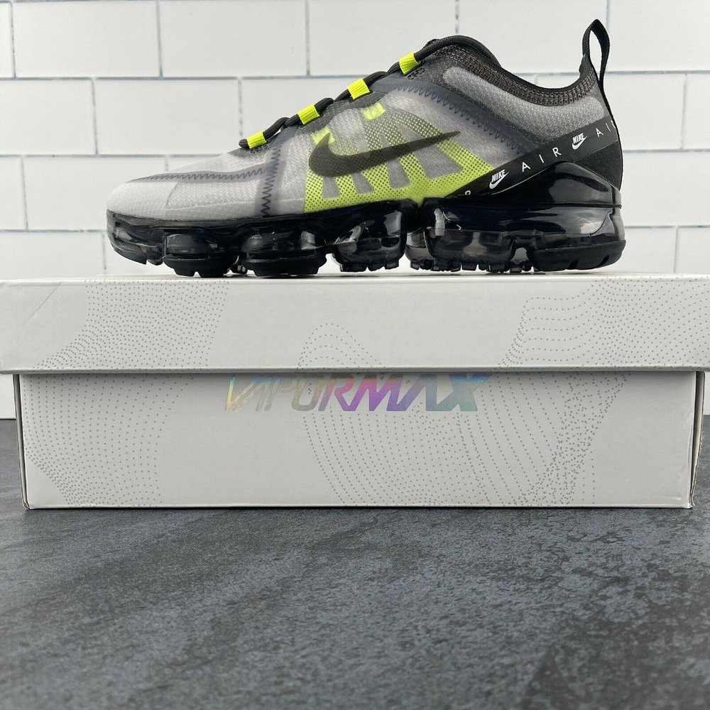 Nike Air Vapormax 2019 Mens 7 Running Shoes Atmosphere Grey Black‎ Womens 8.5
